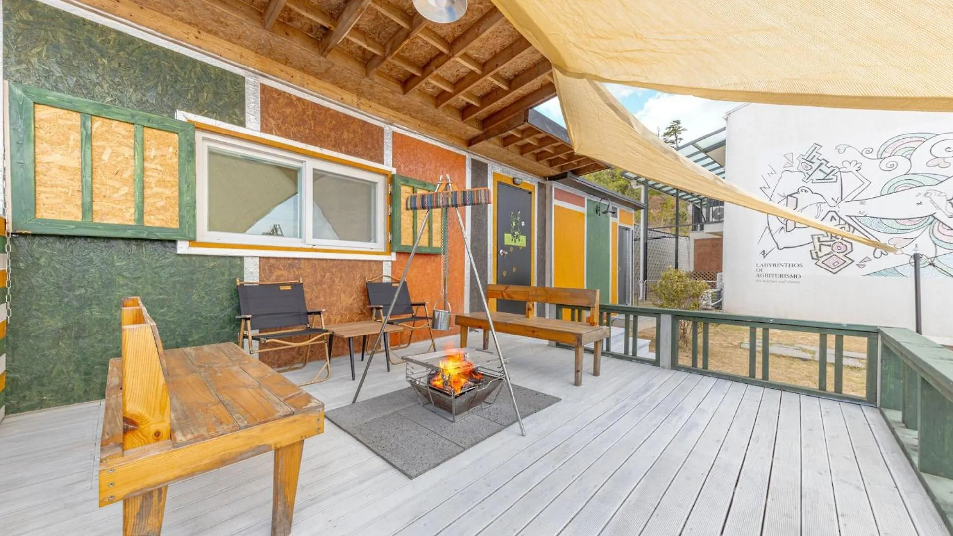 Ganghwado Labyrinthos Companimal Pension Incheon 0*,  Korsel