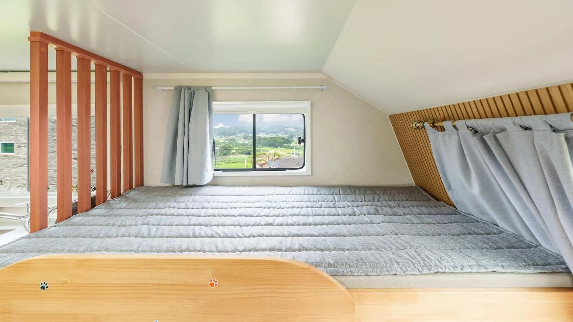 Ganghwado Labyrinthos Companimal Pension Incheon