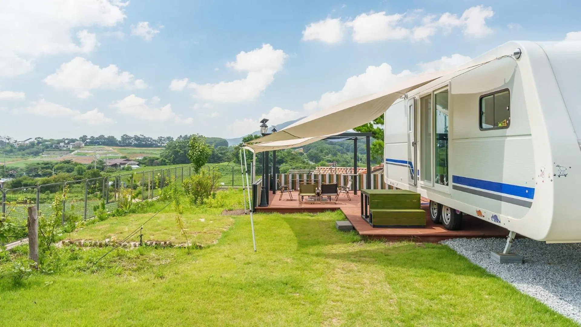 Ganghwado Labyrinthos Companimal Pension Incheon Korsel